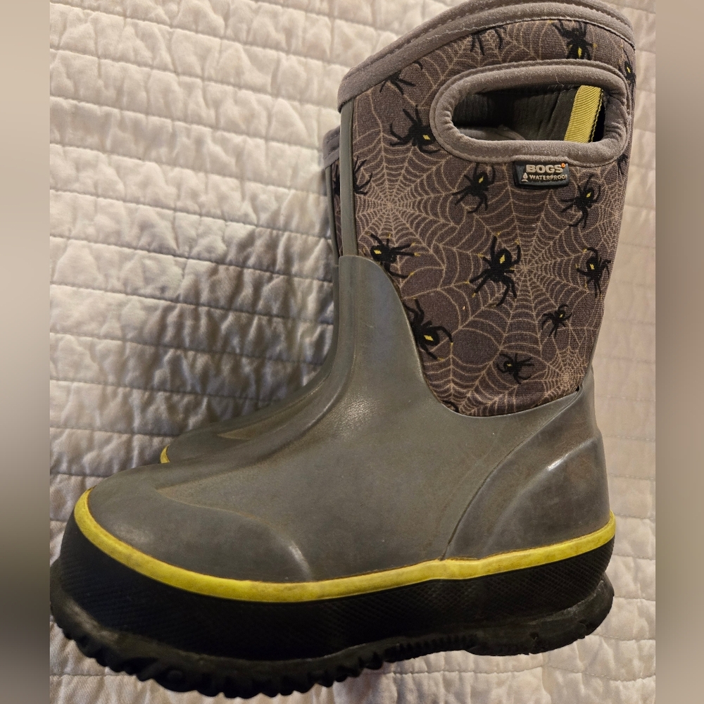 Bogs kid's boots